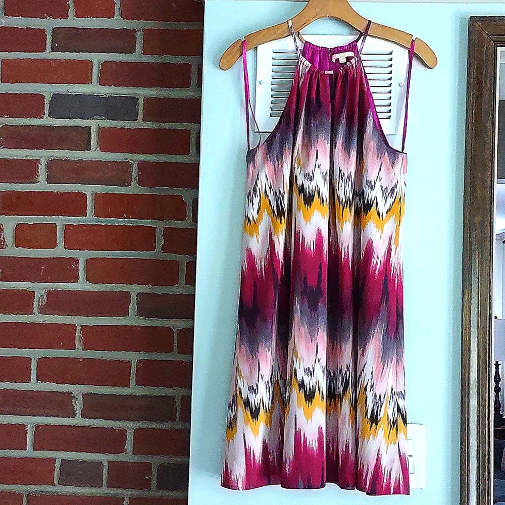 Gianni Bini halter dress, size small-medium. Excellent Like new!